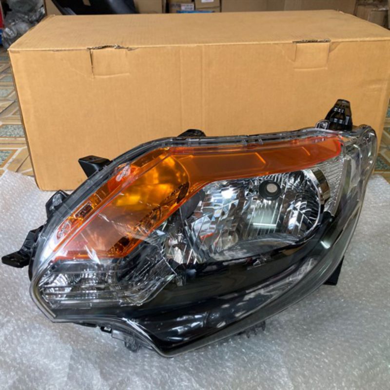 den-pha-trai-mitsubishi-triton-chinh-hang.jpg