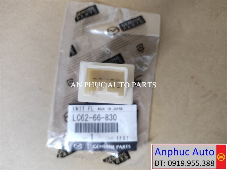 role-den-xi-nhan-Mazda-323-LC62-66-830.jpg